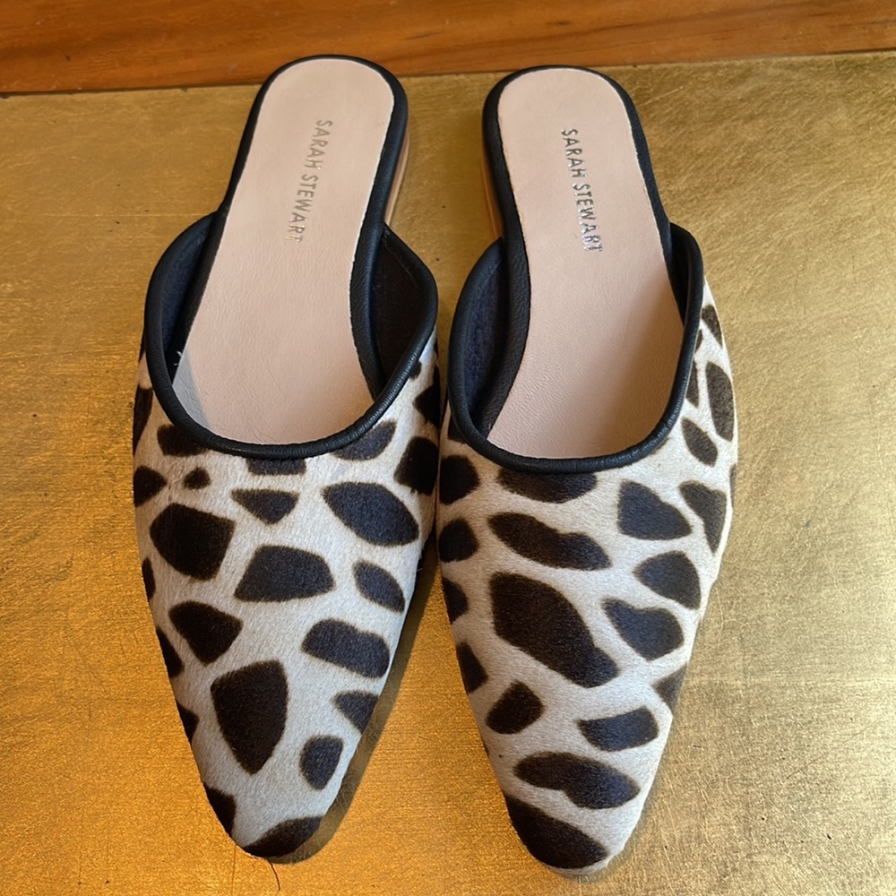 NWOT! Sarah Stewart Mabrey Mule Flats